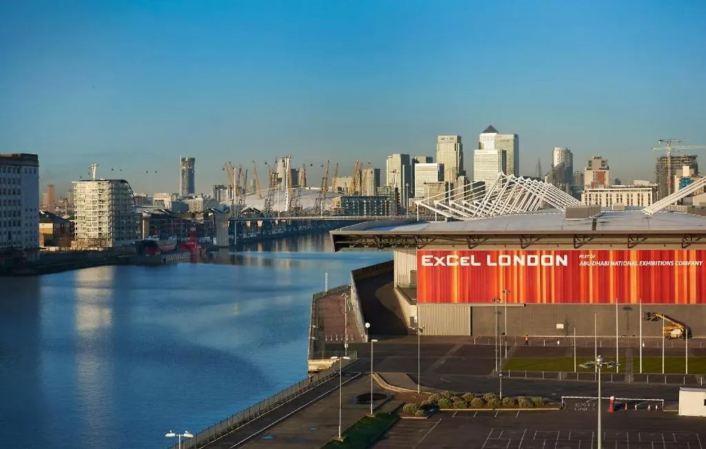 Large 1 Bedroom Apartment In Canning Town Close To Excel London, 02 Arena, Canary Wharf With Free Parking United Kingdom