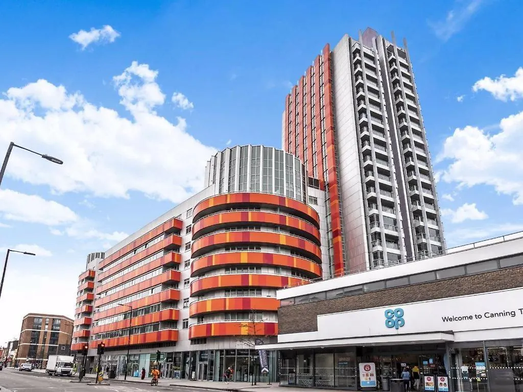 Large 1 Bedroom Apartment In Canning Town Close To Excel London, 02 Arena, Canary Wharf With Free Parking United Kingdom